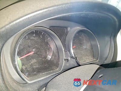 Zdjęcie 9 z 12 samochodu: 2016 NISSAN VERSA 1.6 SV VIN:3N1CN7AP5GL862715 - miniatura