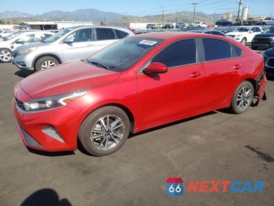 2023 KIA FORTE LXS 3KPF24AD7PE543697 - główne zdjęcie licytacji z USA - miniatura