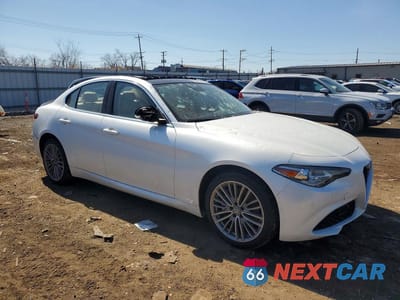 Czwarte zdjęcie samochodu z boku: 2017 ALFA ROMEO GIULIA TI Q4 VIN:ZARFAEEN0H7554494 - miniatura