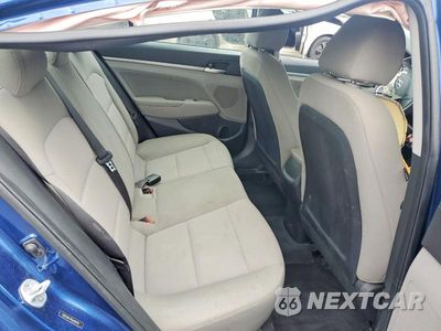 Zdjęcie 10 z 12 samochodu: 2019 HYUNDAI ELANTRA SEL VIN:5NPD84LF9KH482992 - miniatura