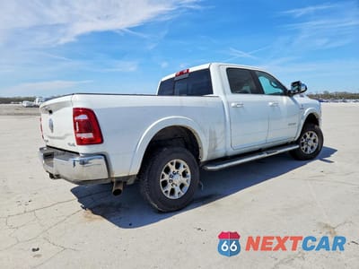 Trzecie zdjęcie samochodu z tyłu: 2022 RAM 2500 LARAMIE VIN:3C6UR5FL7NG412142 - miniatura
