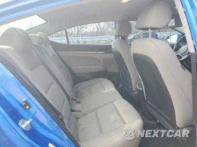 Zdjęcie 10 z 12 samochodu: 2018 HYUNDAI ELANTRA SE VIN:KMHD74LF2JU684690 - miniatura