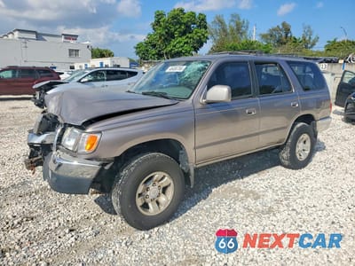 2001 TOYOTA 4RUNNER SR5 JT3GN86R010183359 - główne zdjęcie licytacji z USA - miniatura