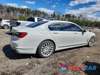 Trzecie zdjęcie samochodu z tyłu: 2022 BMW 740 I VIN:WBA7T2C00NCH62750 - miniatura