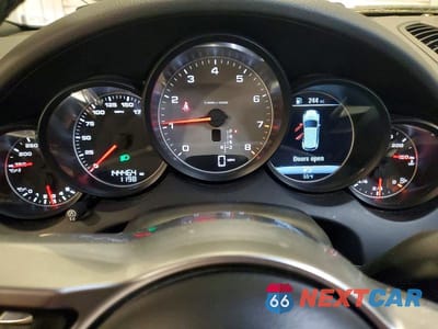 Zdjęcie 9 z 13 samochodu: 2015 PORSCHE CAYENNE S VIN:WP1AB2A22FLA56537 - miniatura