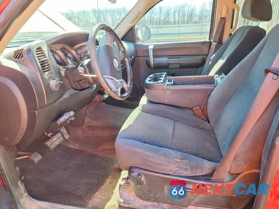 Zdjęcie 7 z 12 samochodu: 2007 CHEVROLET SILVERADO K1500 CREW CAB VIN:2GCEK13M771581175 - miniatura