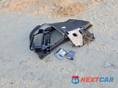 Zdjęcie 12 z 12 samochodu: 2003 BMW 745 LI VIN:WBAGN63463DR11803 - miniatura