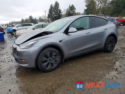 2025 TESLA MODEL Y 7SAYGDEE5SF282315 - główne zdjęcie licytacji z USA - miniatura