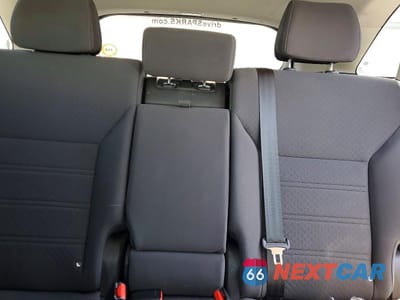 Zdjęcie 10 z 13 samochodu: 2016 KIA SORENTO LX VIN:5XYPG4A38GG051700 - miniatura