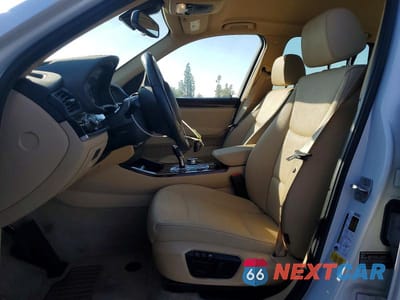 Zdjęcie 7 z 12 samochodu: 2016 BMW X3 SDRIVE28I VIN:5UXWZ7C52G0R31818 - miniatura