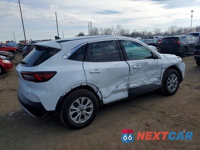 Trzecie zdjęcie samochodu z tyłu: 2023 FORD ESCAPE ACTIVE VIN:1FMCU9GN5PUB28319 - miniatura