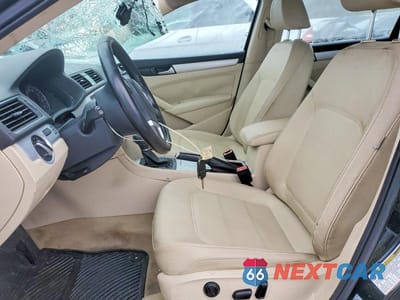 Zdjęcie 7 z 11 samochodu: 2012 VOLKSWAGEN PASSAT SE VIN:1VWBN7A34CC067356 - miniatura