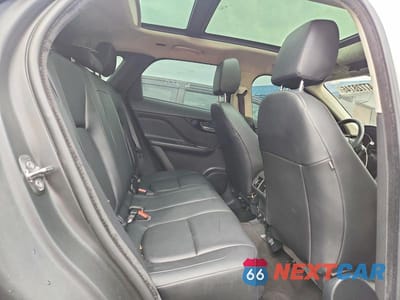 Zdjęcie 11 z 13 samochodu: 2019 JAGUAR F-PACE VIN:SADCS2FX4KA364933 - miniatura