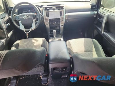 Zdjęcie 8 z 13 samochodu: 2023 TOYOTA 4RUNNER SR5 VIN:JTEEU5JR7P5292341 - miniatura