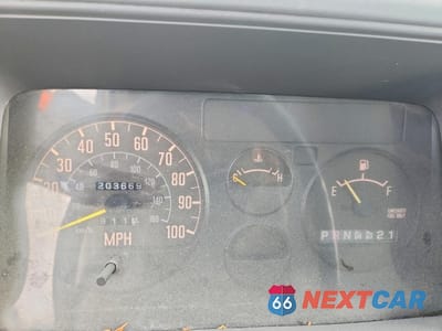 Zdjęcie 9 z 12 samochodu: 1995 ISUZU NPR VIN:4KLB4B1A7SJ002552 - miniatura