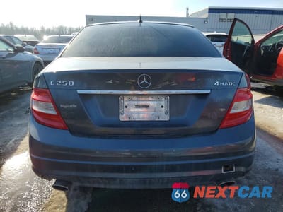 Zdjęcie 6 z 11 samochodu: 2011 MERCEDES-BENZ C 250 4MATIC VIN:WDDGF8FB7BA505041 - miniatura