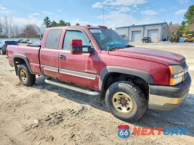 Czwarte zdjęcie samochodu z boku: 2004 CHEVROLET SILVERADO K2500 HEAVY DUTY VIN:1GCHK29UX4E147465 - miniatura