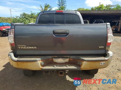 Zdjęcie 6 z 12 samochodu: 2015 TOYOTA TACOMA V6 VIN:5TFLU4EN1FX129393 - miniatura
