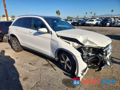 Czwarte zdjęcie samochodu z boku: 2019 MERCEDES-BENZ GLC 300 VIN:WDC0G4JB7HF122571 - miniatura