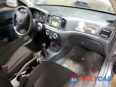 Zdjęcie 8 z 12 samochodu: 2008 HYUNDAI ACCENT GS VIN:KMHCM36C38U084139 - miniatura