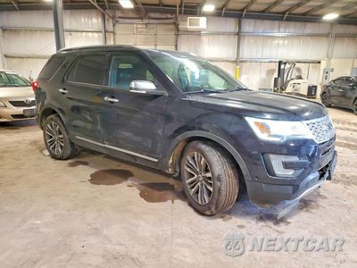 Czwarte zdjęcie samochodu z boku: 2017 FORD EXPLORER PLATINUM VIN:1FM5K8HTXHGE31781 - miniatura