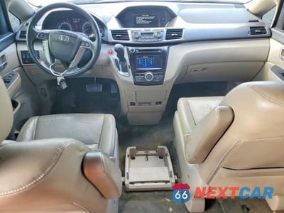 Zdjęcie 8 z 13 samochodu: 2016 HONDA ODYSSEY EXL VIN:5FNRL5H6XGB008249 - miniatura
