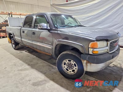 Czwarte zdjęcie samochodu z boku: 2001 GMC SIERRA K2500 HEAVY DUTY VIN:1GTHK23U91F162585 - miniatura