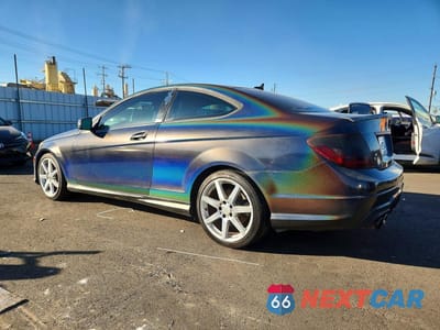 Drugie zdjęcie samochodu z przodu: 2013 MERCEDES-BENZ C 250 VIN:WDDGJ4HB6DF961770 - miniatura