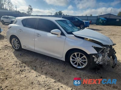 Czwarte zdjęcie samochodu z boku: 2013 LEXUS CT 200H BASE VIN:JTHKD5BH7D2155358 - miniatura