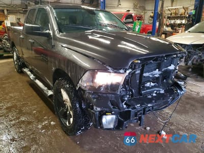 Czwarte zdjęcie samochodu z boku: 2023 RAM 1500 CLASSIC TRADESMAN VIN:1C6RR7FG2PS579962 - miniatura