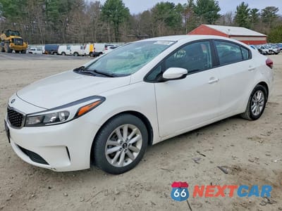 2017 KIA FORTE LX 3KPFL4A7XHE133064 - główne zdjęcie licytacji z USA - miniatura