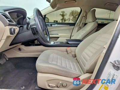 Zdjęcie 7 z 12 samochodu: 2018 FORD FUSION SE VIN:3FA6P0HD7JR131026 - miniatura