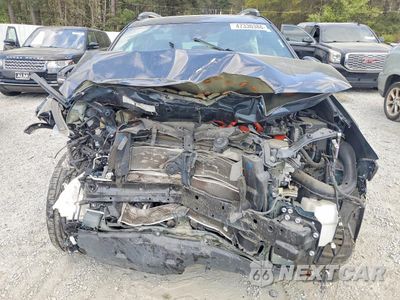 Piąte zdjęcie samochodu w środku: 2018 TOYOTA RAV4 HYBRID SE VIN:JTMJJREVXJD215308 - miniatura