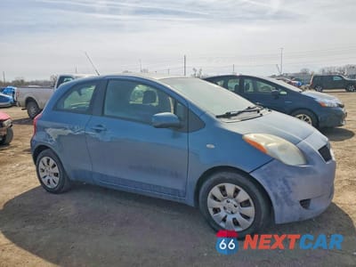 Czwarte zdjęcie samochodu z boku: 2007 TOYOTA YARIS BASE VIN:JTDJT923875091622 - miniatura