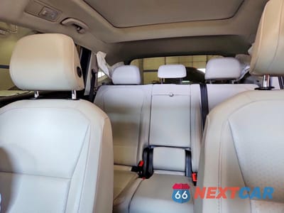 Zdjęcie 10 z 13 samochodu: 2018 VOLKSWAGEN TIGUAN SE VIN:3VV2B7AX5JM170085 - miniatura