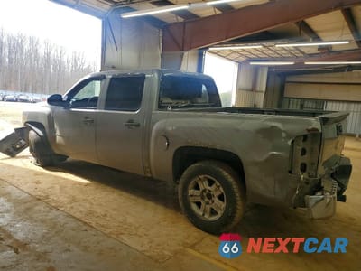Drugie zdjęcie samochodu z przodu: 2008 CHEVROLET SILVERADO K1500 VIN:2GCEK13M581143031 - miniatura