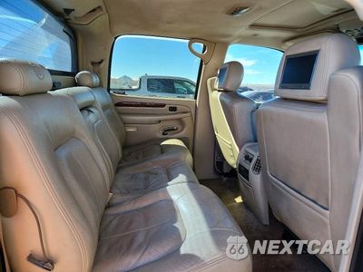 Zdjęcie 10 z 12 samochodu: 2002 CADILLAC ESCALADE EXT VIN:3GYEK63N52G280369 - miniatura