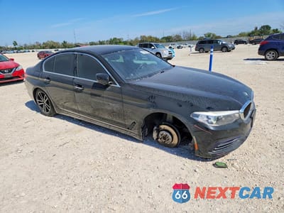 Czwarte zdjęcie samochodu z boku: 2018 BMW 530 XI VIN:WBAJA7C57JWA74208 - miniatura