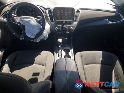 Zdjęcie 8 z 12 samochodu: 2021 CHEVROLET MALIBU LT VIN:1G1ZD5ST1MF051731 - miniatura