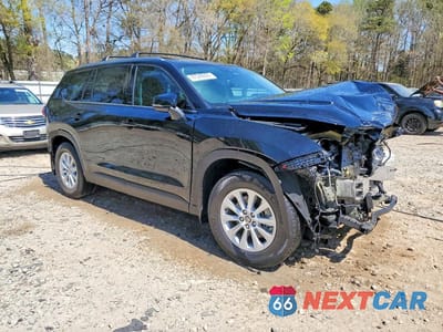 Czwarte zdjęcie samochodu z boku: 2024 TOYOTA GRAND HIGHLANDER XLE VIN:5TDAAAB59RS046212 - miniatura