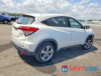 Trzecie zdjęcie samochodu z tyłu: 2022 HONDA HR-V LX VIN:3CZRU6H33NM765358 - miniatura