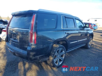 Trzecie zdjęcie samochodu z tyłu: 2019 CADILLAC ESCALADE PLATINUM VIN:1GYS4DKJ7KR246191 - miniatura