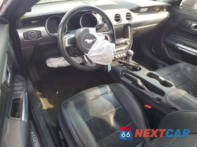 Zdjęcie 8 z 11 samochodu: 2018 FORD MUSTANG VIN:1FATP8UH2J5123980 - miniatura