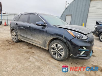 Czwarte zdjęcie samochodu z boku: 2021 KIA NIRO EV EX PREMIUM VIN:KNDCE3LGXM5099122 - miniatura