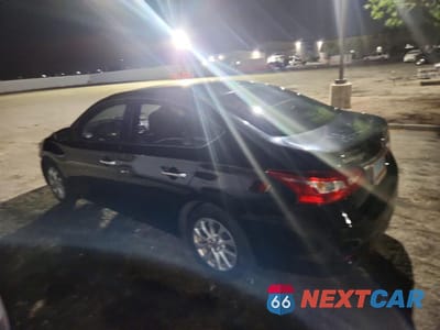 Drugie zdjęcie samochodu z przodu: 2018 NISSAN SENTRA SV VIN:3N1AB7AP9JY260944 - miniatura