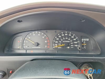 Zdjęcie 9 z 11 samochodu: 1996 TOYOTA 4RUNNER SR5 VIN:JT3GN86R2T0016679 - miniatura
