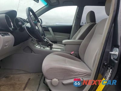 Zdjęcie 7 z 12 samochodu: 2008 TOYOTA HIGHLANDER BASE VIN:JTEES41A882024685 - miniatura