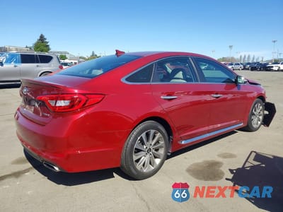 Trzecie zdjęcie samochodu z tyłu: 2015 HYUNDAI SONATA SPORT VIN:5NPE34AF3FH113377 - miniatura