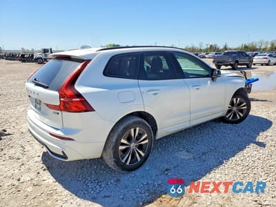 Trzecie zdjęcie samochodu z tyłu: 2025 VOLVO XC60 CORE VIN:YV4M12RJ5S1106783 - miniatura
