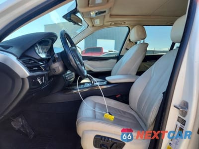 Zdjęcie 7 z 11 samochodu: 2015 BMW X5 XDRIVE35D VIN:5UXKS4C50F0J99205 - miniatura